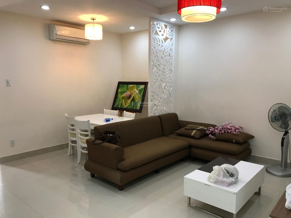 Tôi cho thuê căn hộ 66m2 giá 13tr500/th có nội thất, 2PN . LH 0937 781 ***