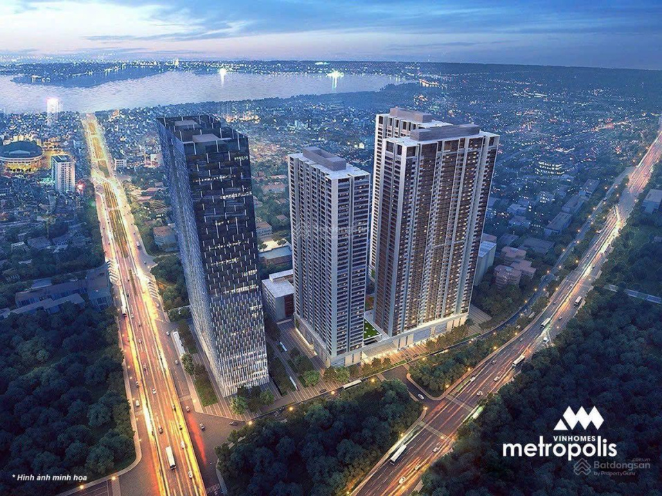 Vợ chồng tôi cần bán căn Penthouse Metropolis. View trực diện hồ tây. Sổ đỏ chính chủ